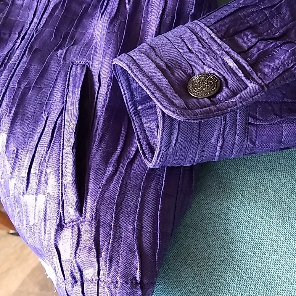 Jacket - Picture 5 of 5